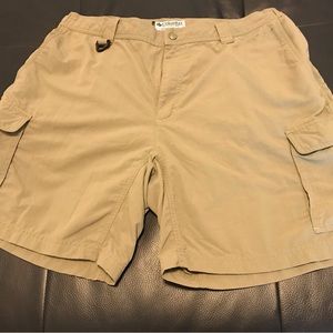 Columbia hiking shorts